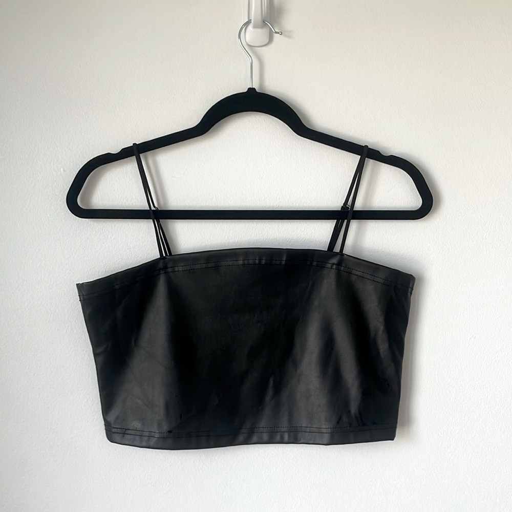 SHEIN Faux Leather Tank Top in Black - Size: L